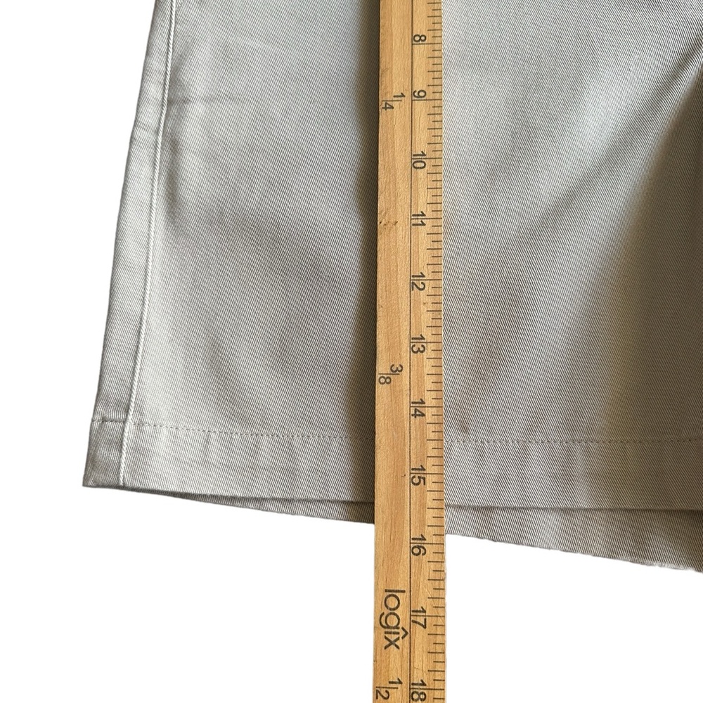 Lauren Ralph Lauren | Womens Size 2P Kakhi Gold Buttons High Rise Bermuda Shorts - Picture 6 of 15